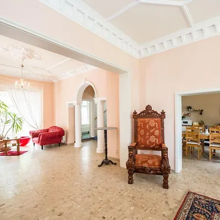 Villa-unger